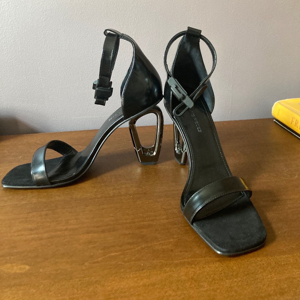 Filling Pieces Carabiner Heel Black 9.5 NWT